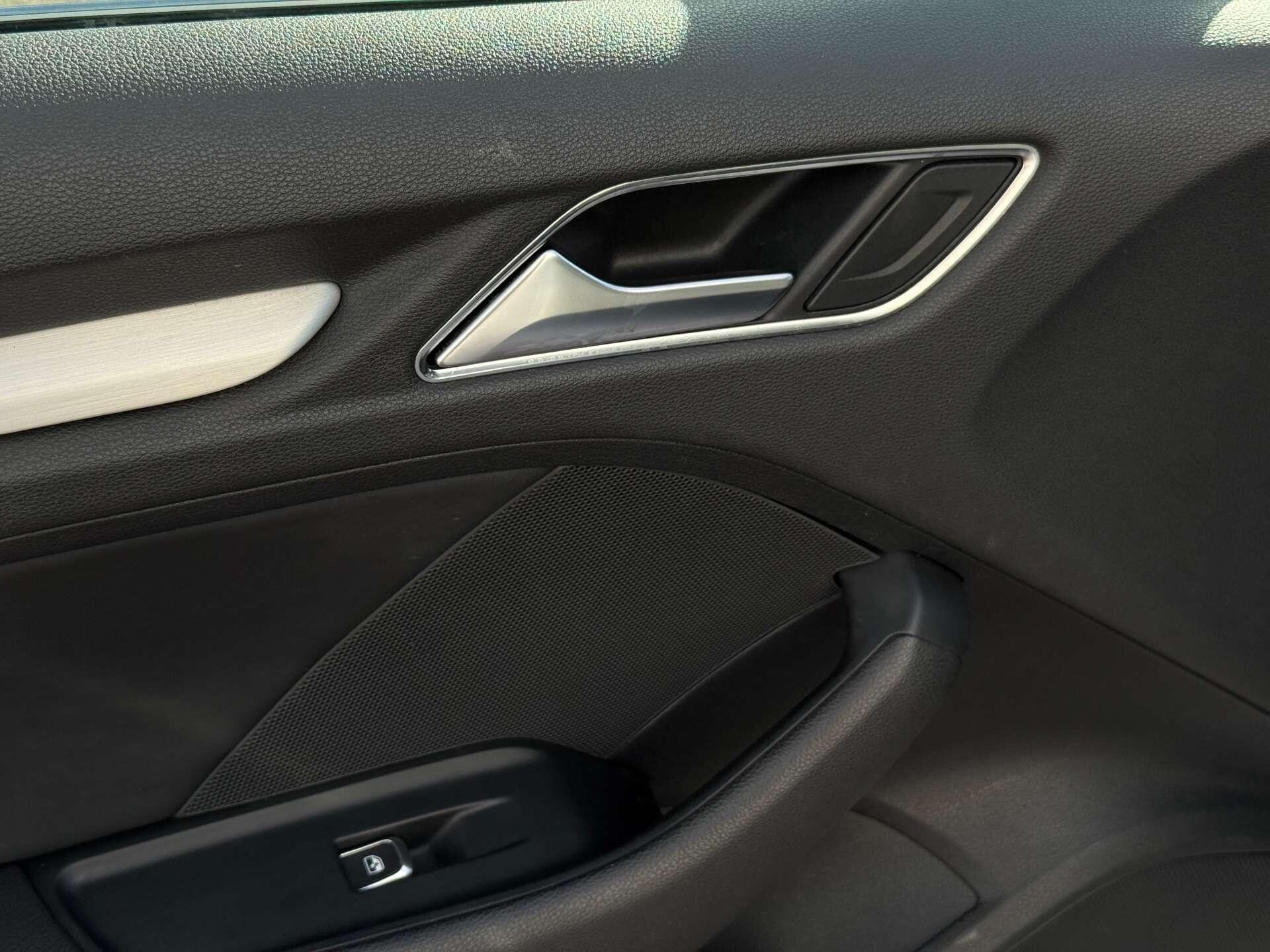 Audi A3 view 42