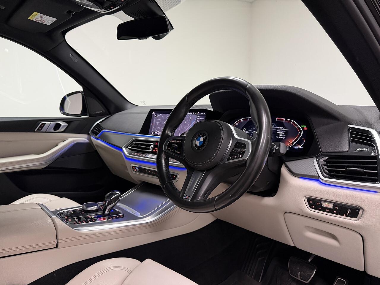 BMW X5 view 16