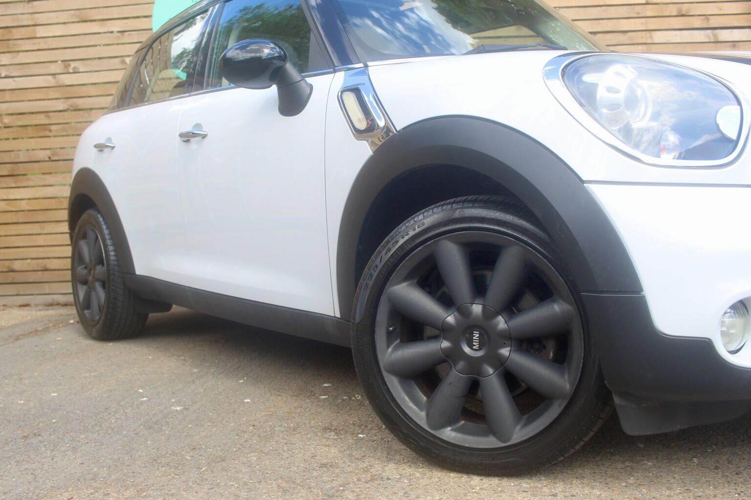 Mini Countryman view 36