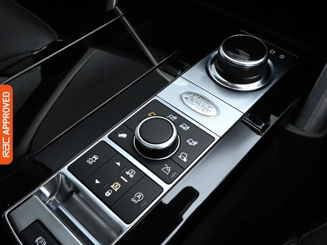 Land Rover Discovery view 18