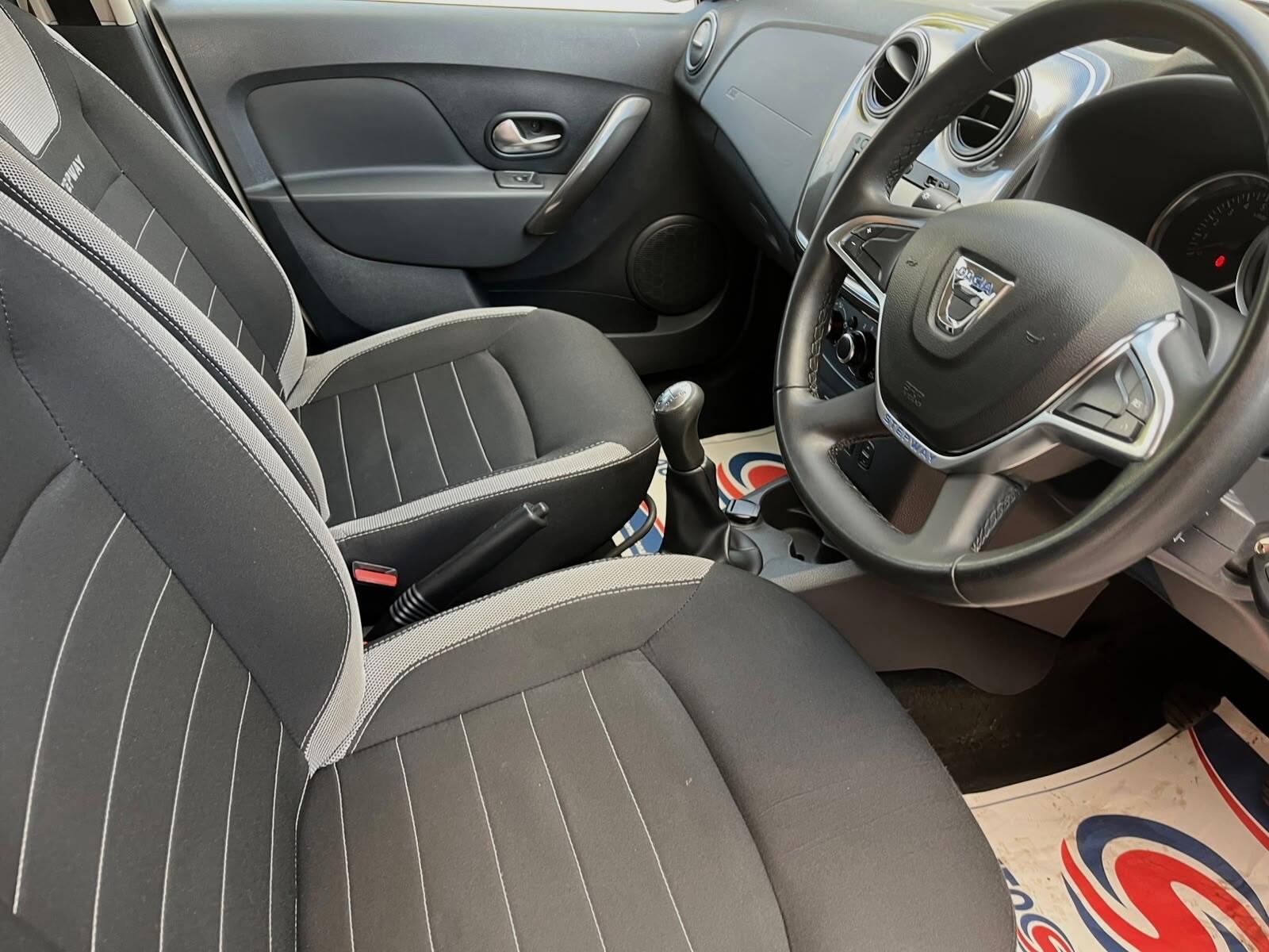 Dacia Sandero view 21