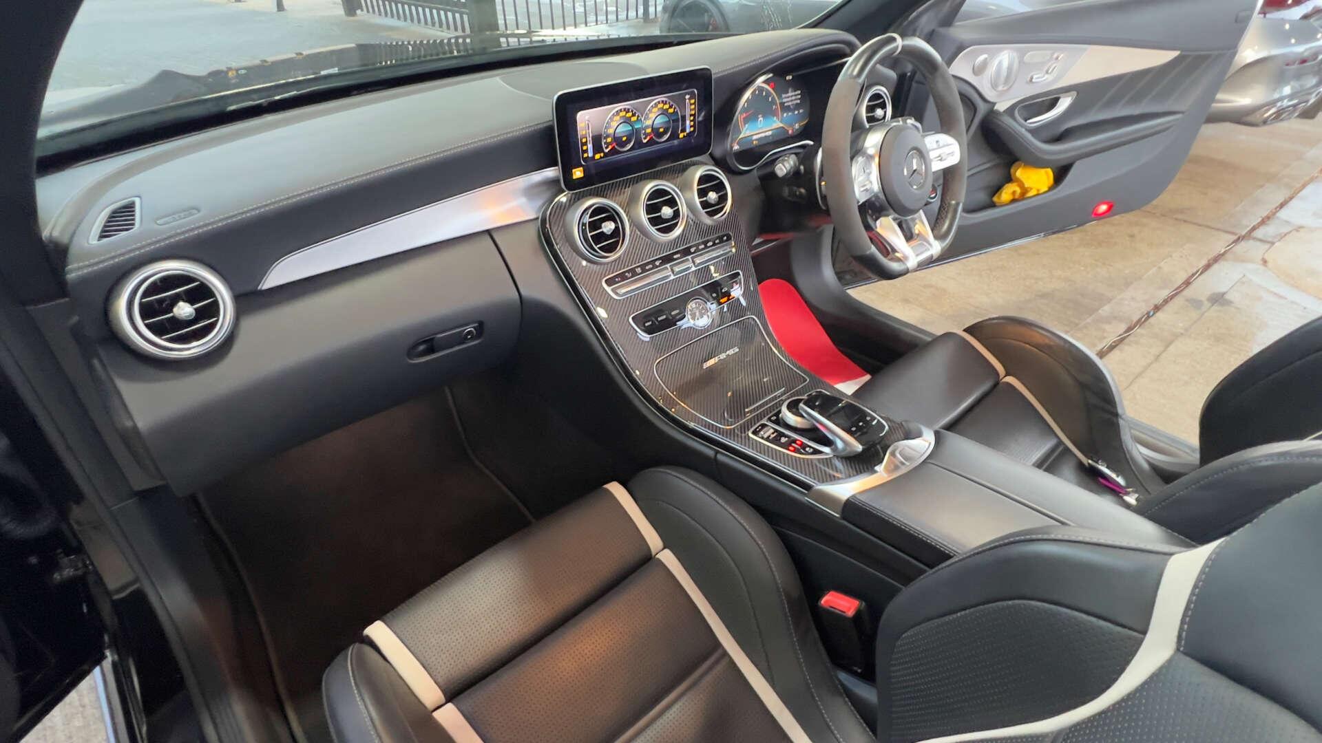 Mercedes-Benz C Class view 52
