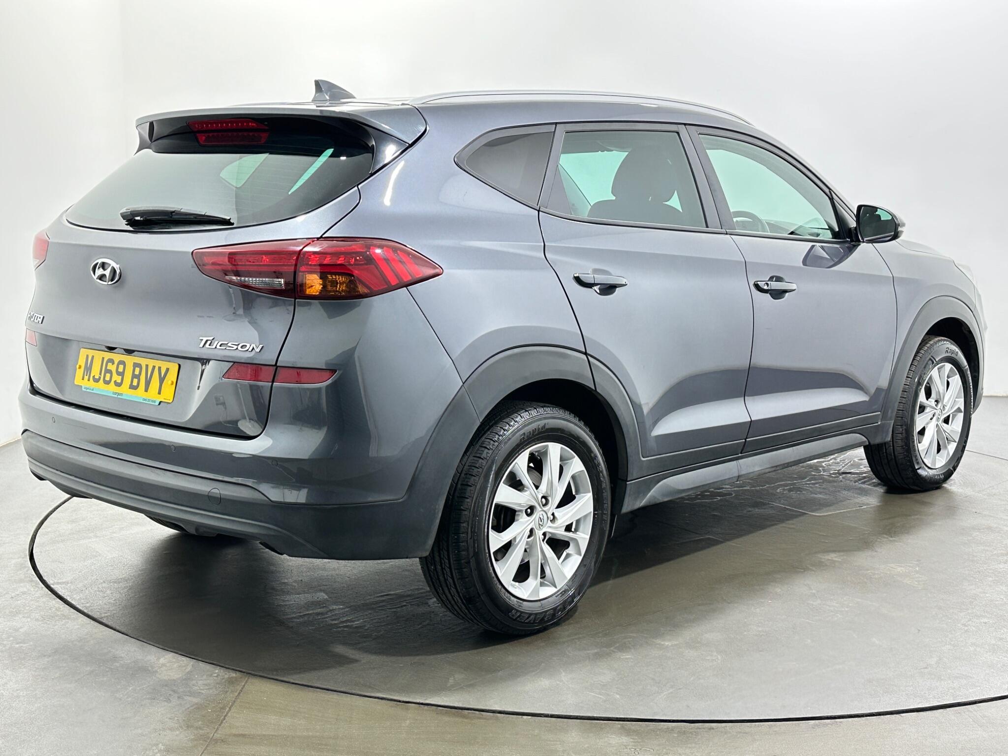 Hyundai Tucson view 8