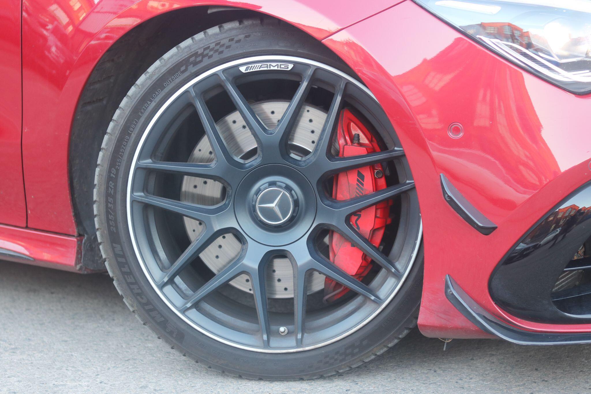 Mercedes-Benz Cla view 9