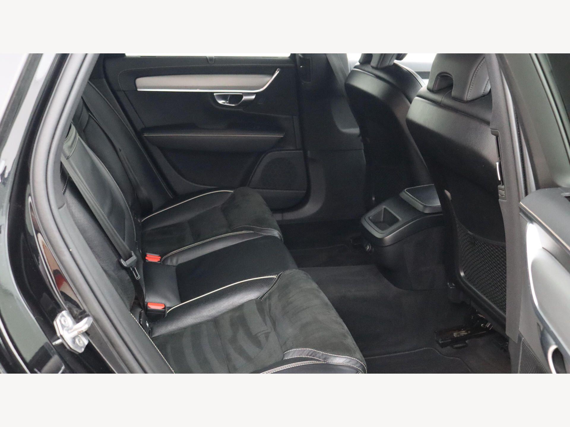 Volvo V90 view 9