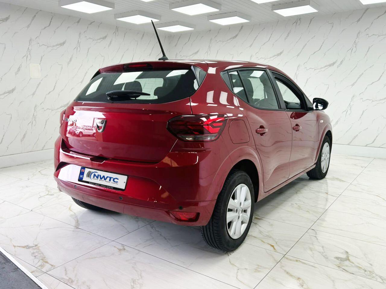 Dacia Sandero view 11
