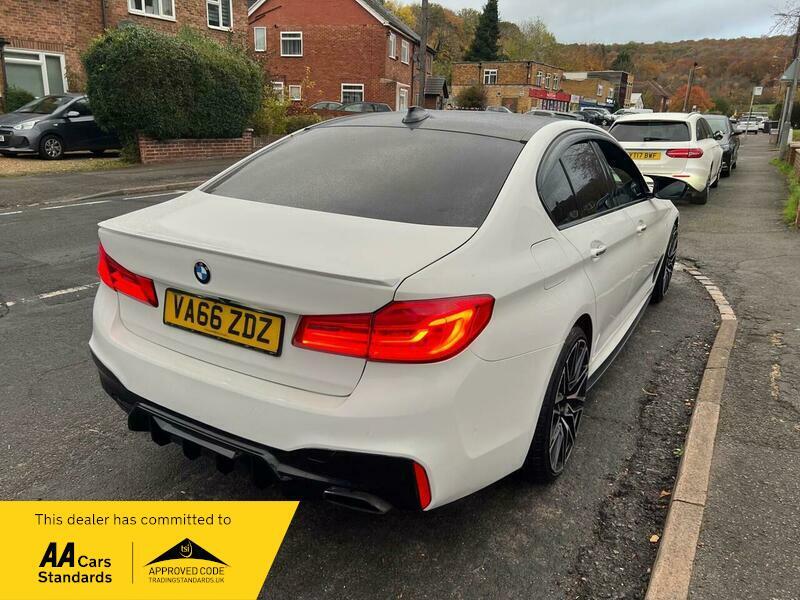 2017 BMW 5 Series image 12