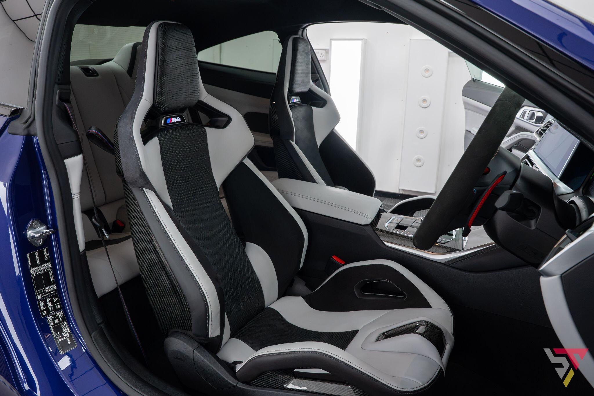 BMW M4 view 6