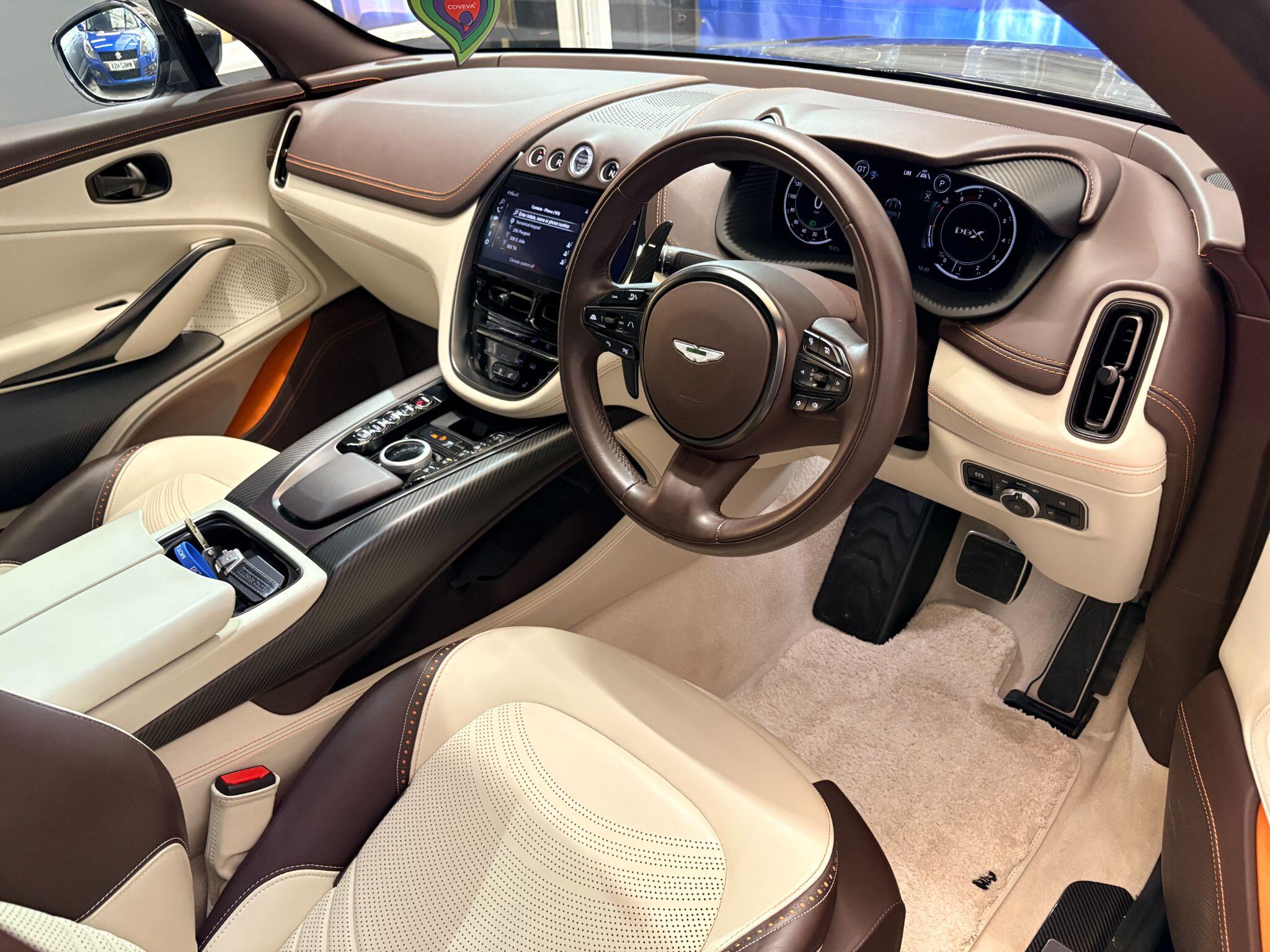Aston Martin DBX view 29