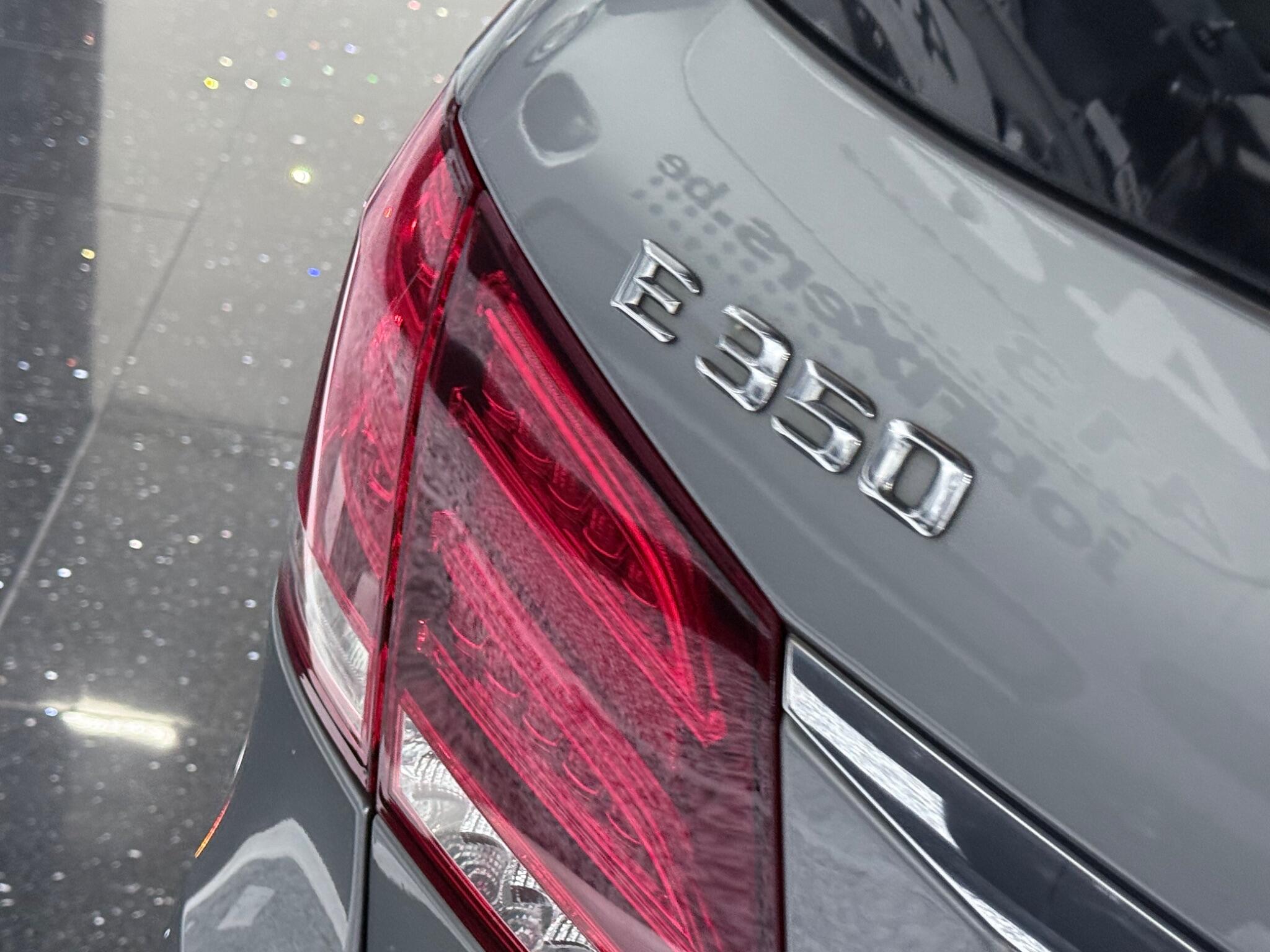 Mercedes-Benz E-Class view 25