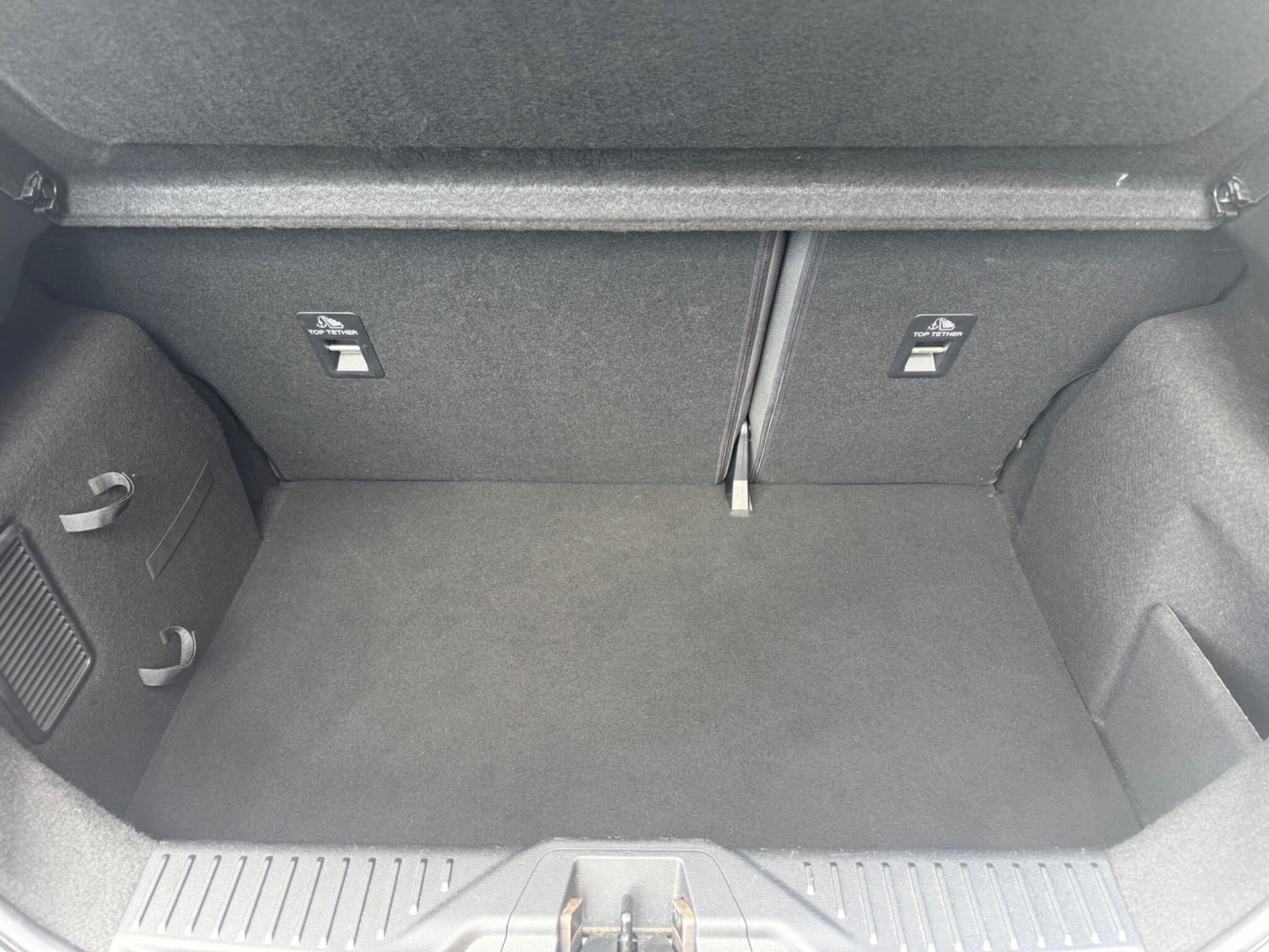 Ford Fiesta view 8