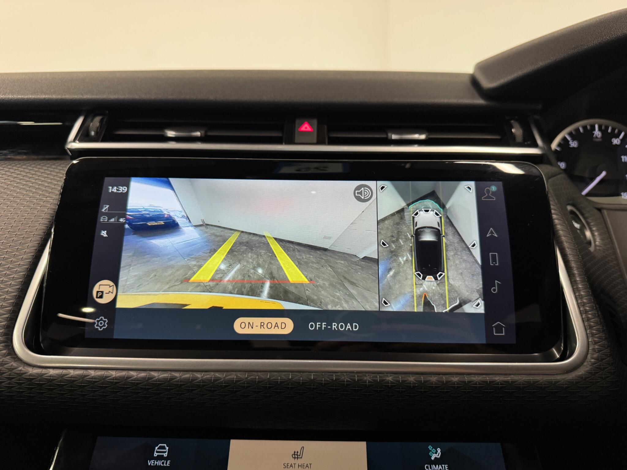Land Rover Range Rover Velar view 24