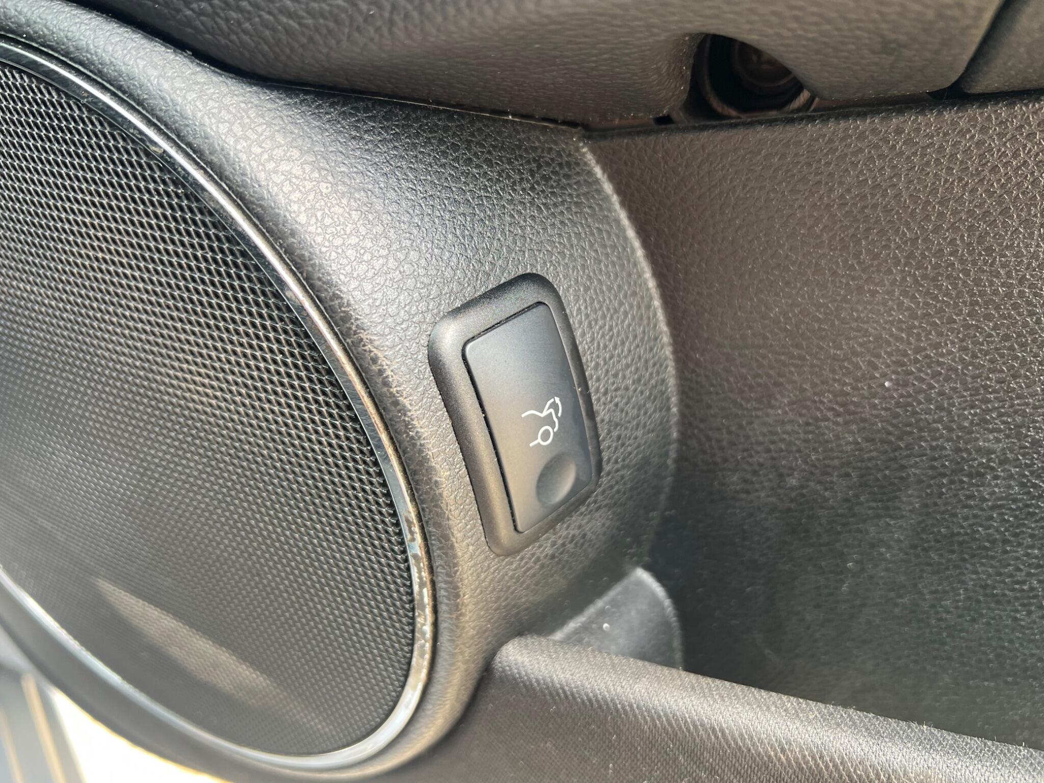 Mercedes-Benz C-Class view 45