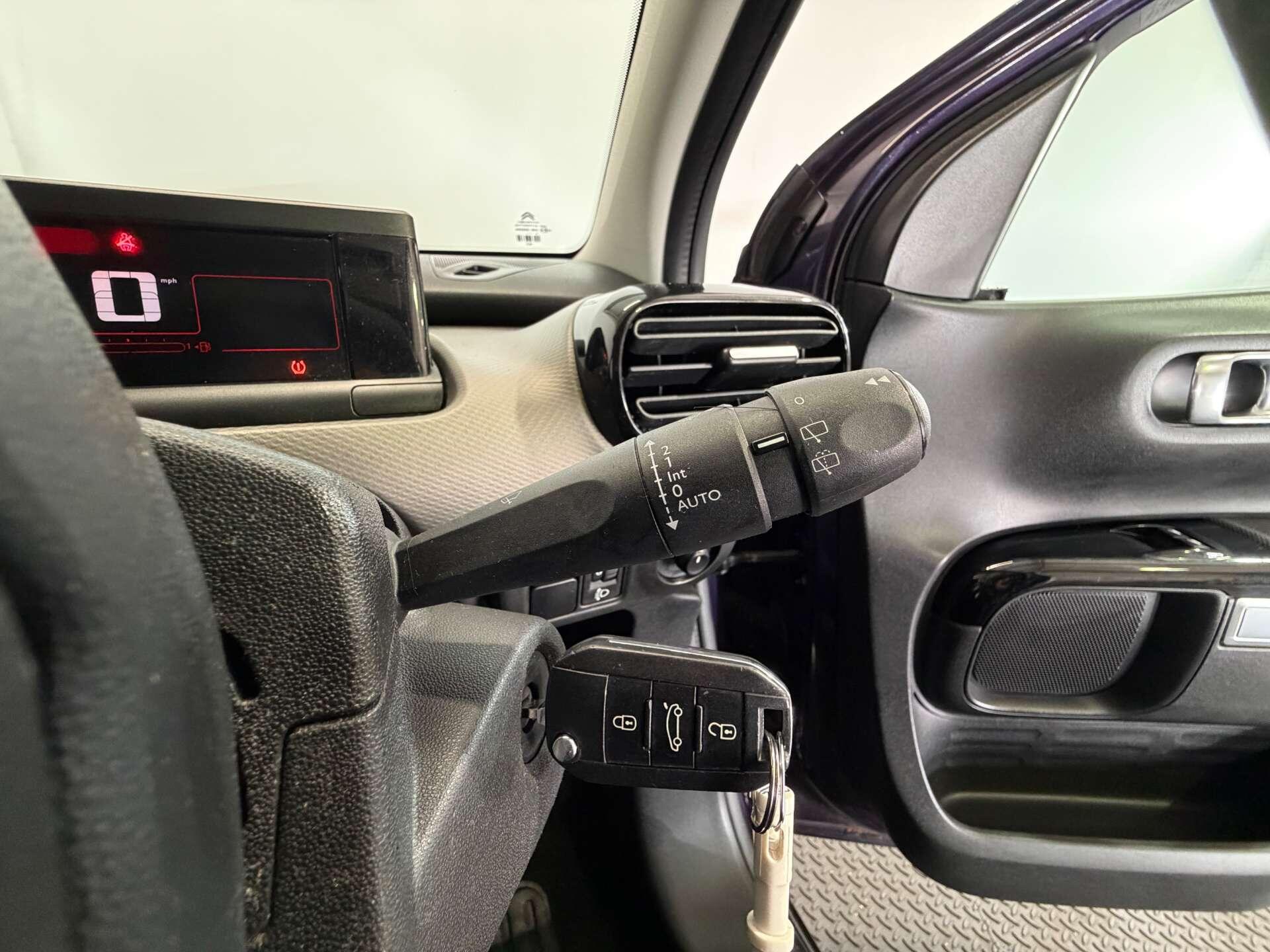 Citroen C4 Cactus view 27