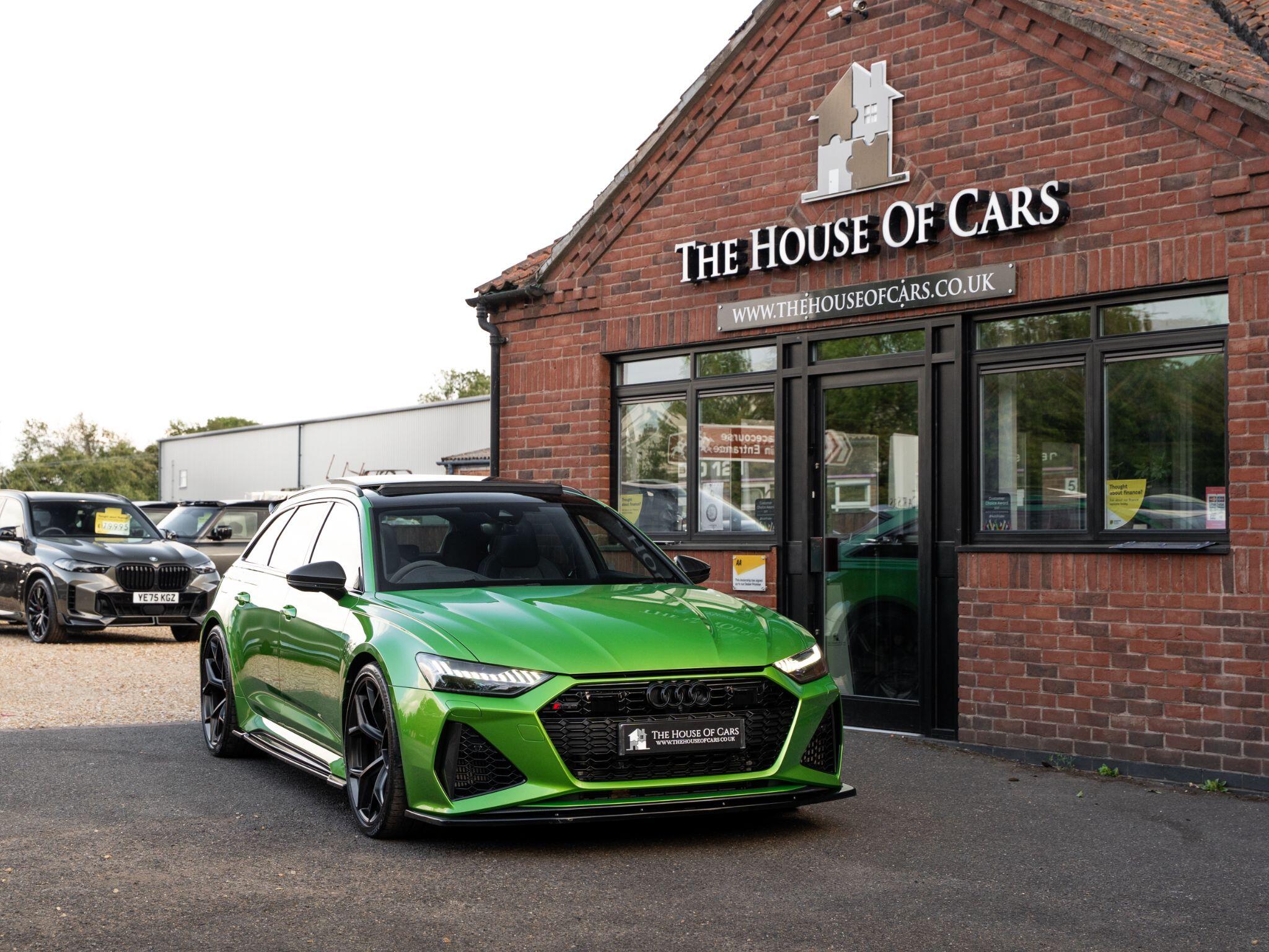 Audi RS6 Avant view 7