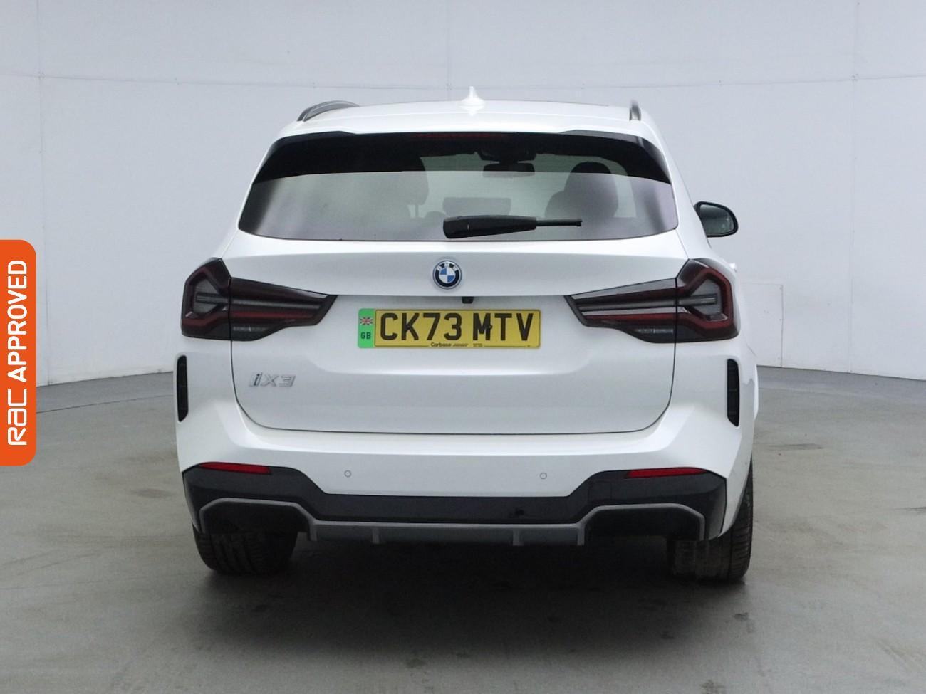 BMW iX3 view 9