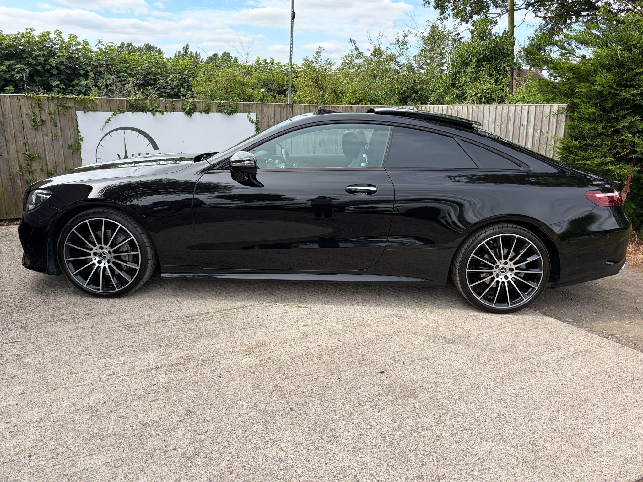 Mercedes-Benz E-Class view 7