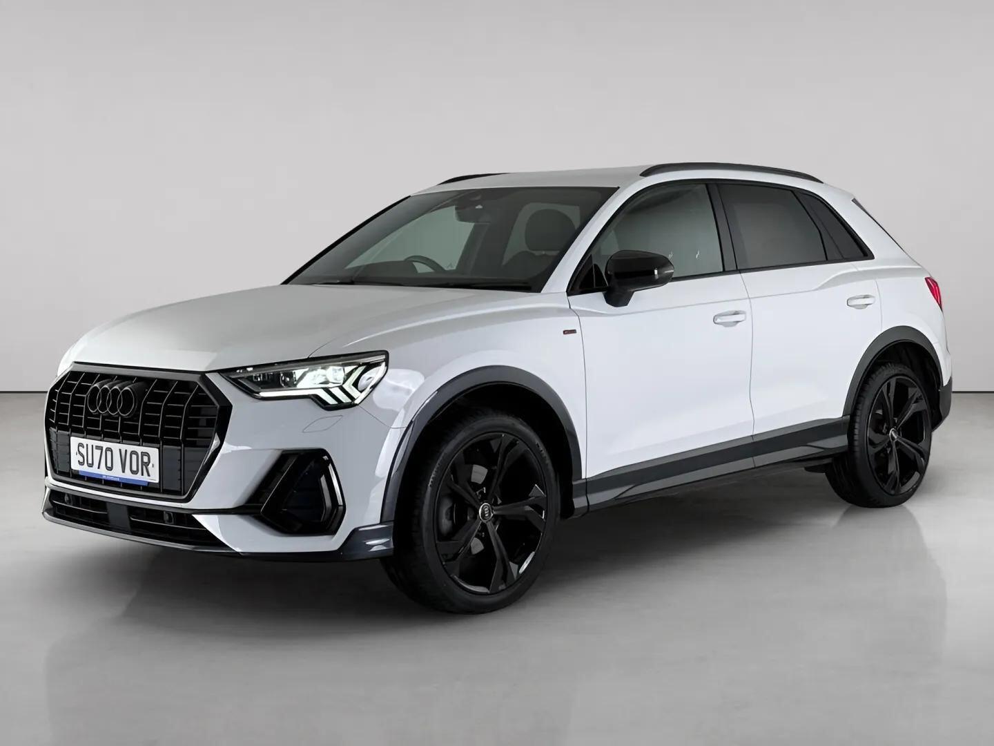 Audi Q3 view 2