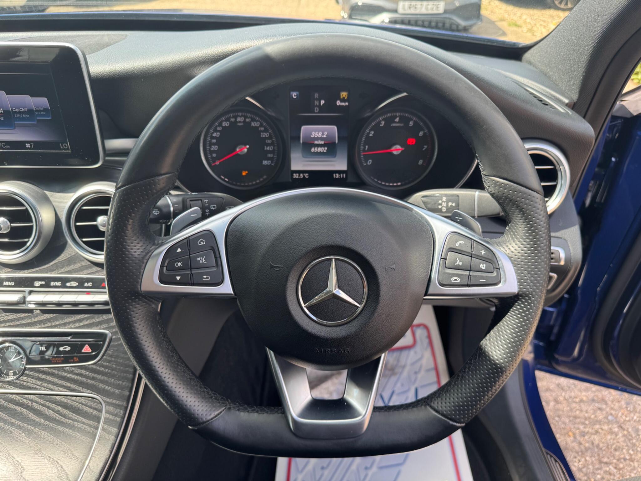 Mercedes-Benz C Class view 44
