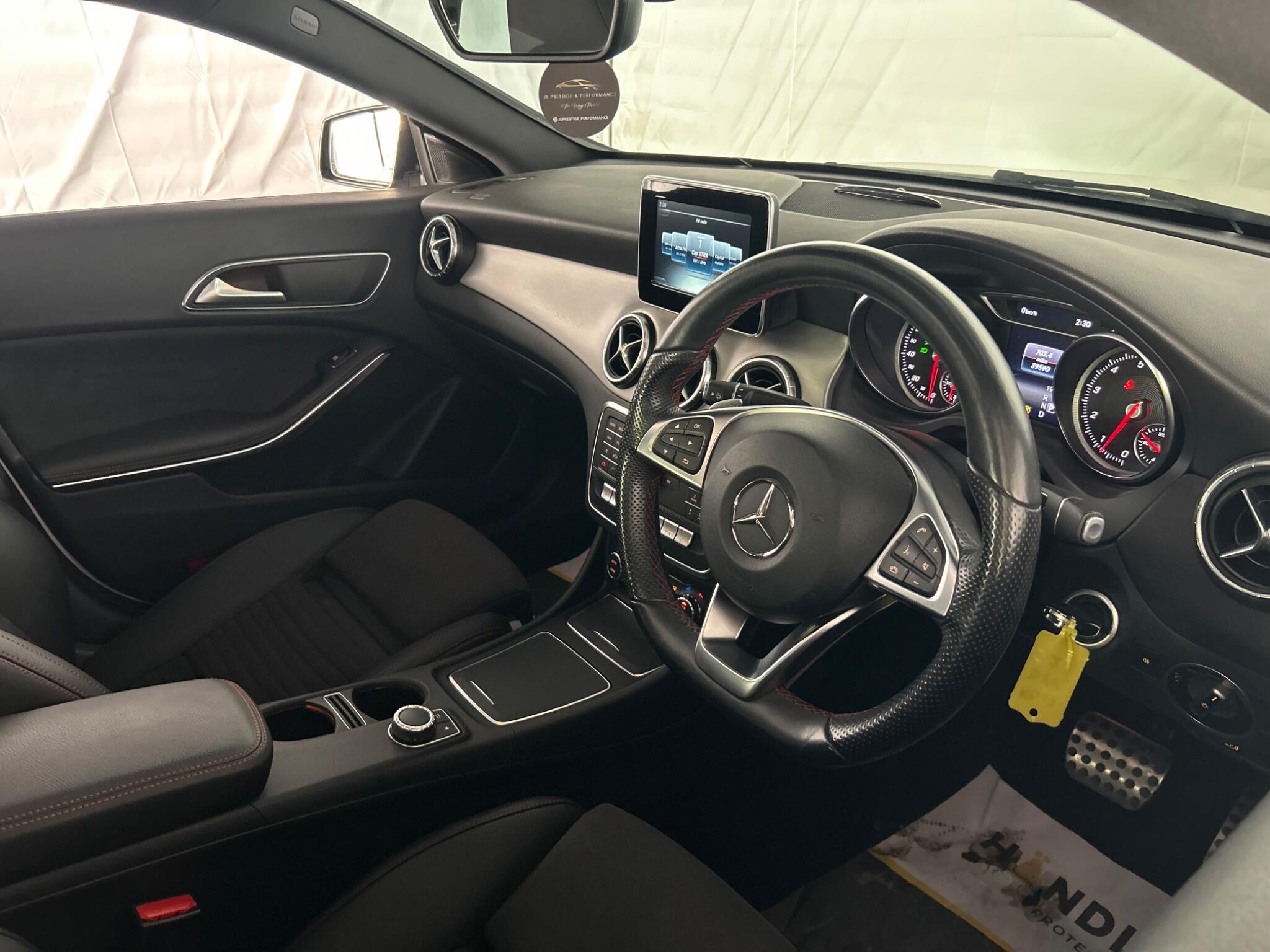 Mercedes-Benz Cla view 18