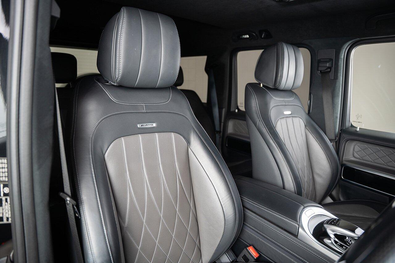 Mercedes-Benz G-Class view 2