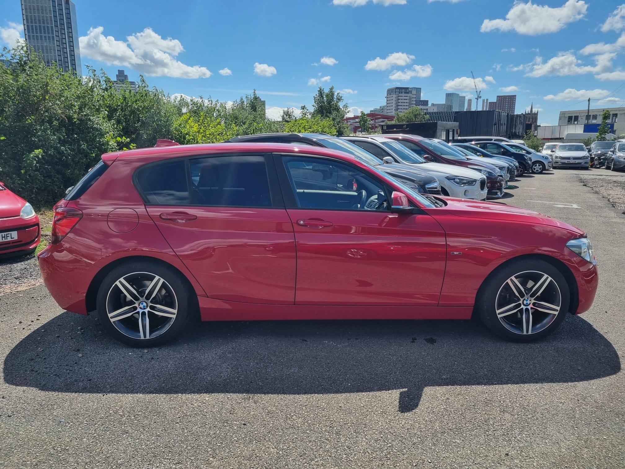 2013 BMW 1 Series AUTO SAT NAV PETROL 1.6  LOW MILES