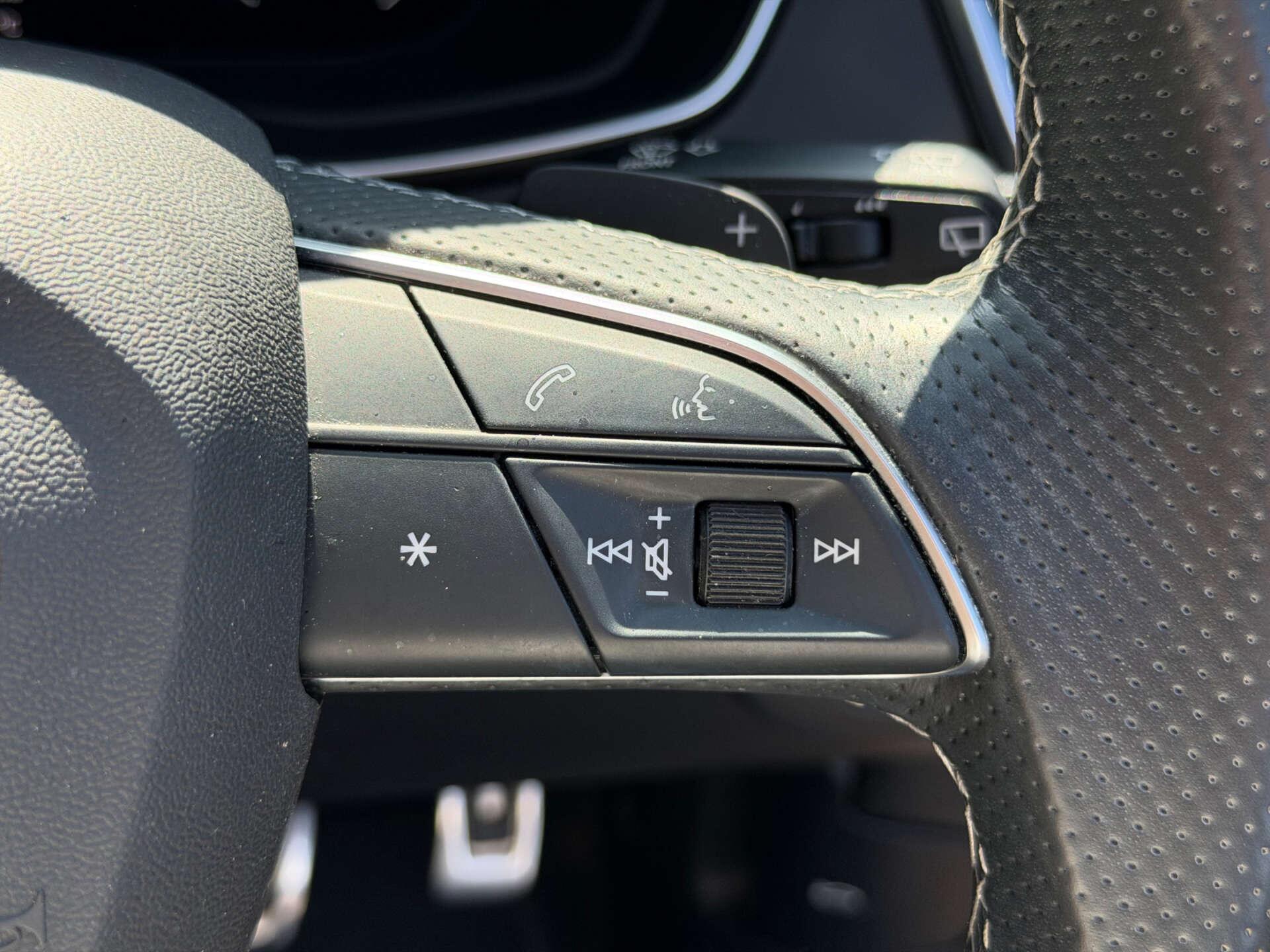 Audi Q5 view 28