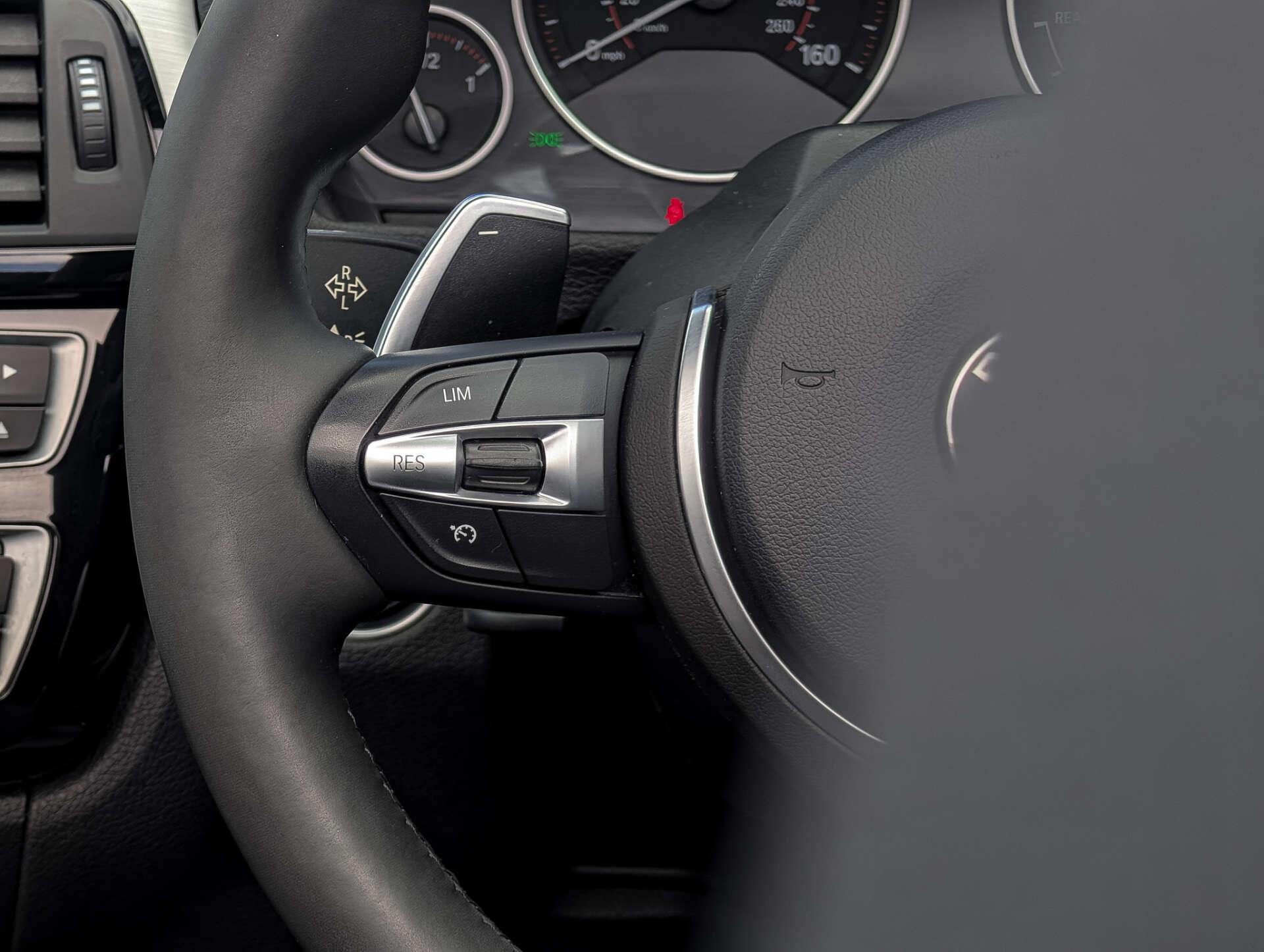 BMW 4 Series view 35