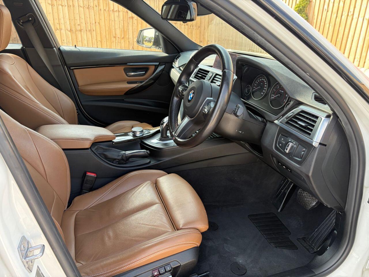 BMW 3 Series view 14