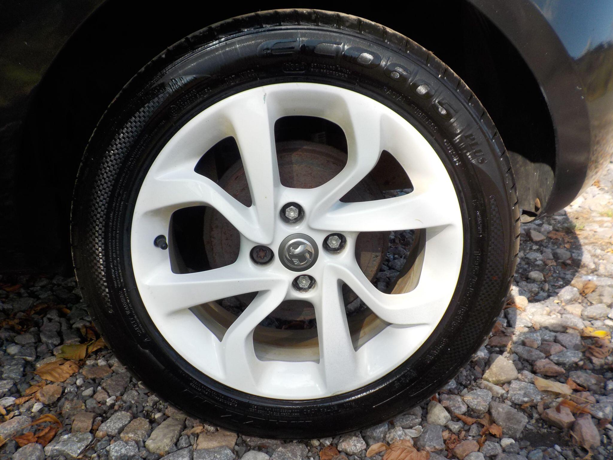 Vauxhall Corsa 1.4i ecoFLEX Sting Euro 6 3dr