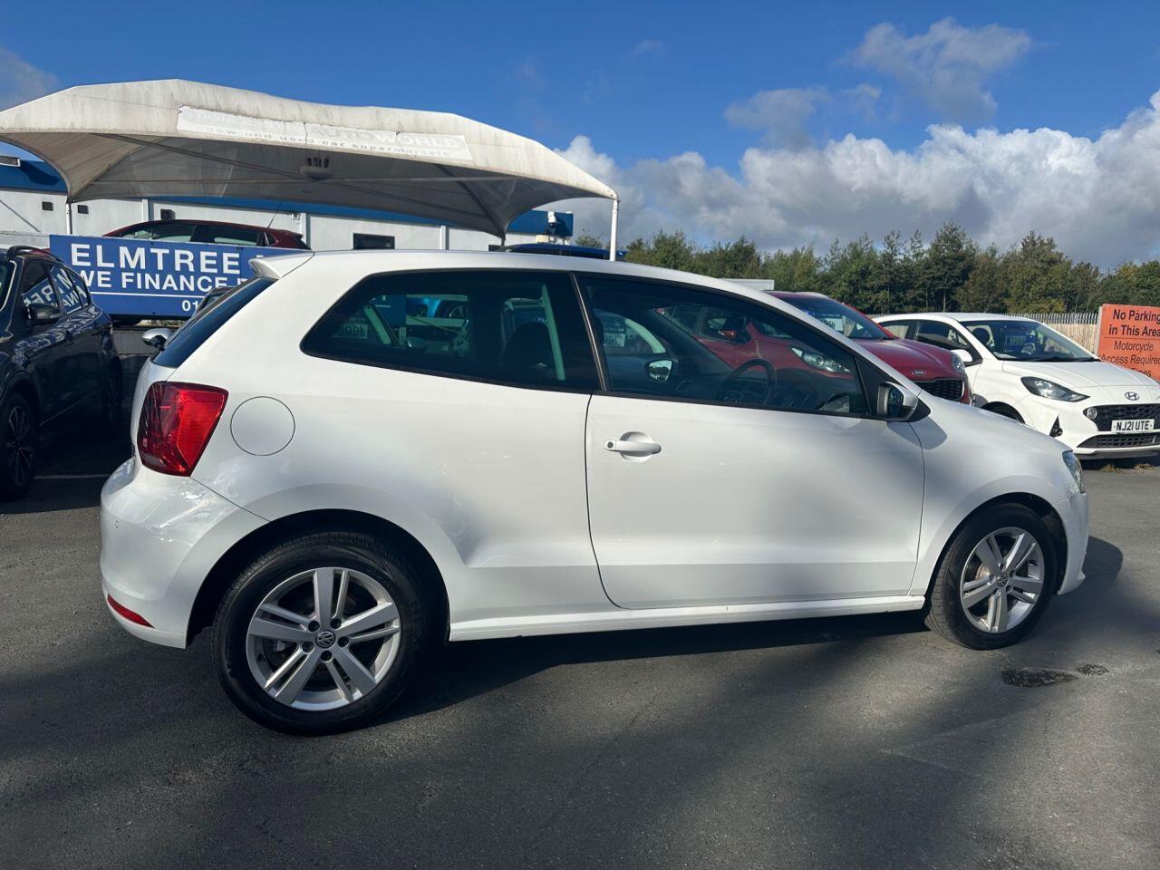 Volkswagen Polo view 28