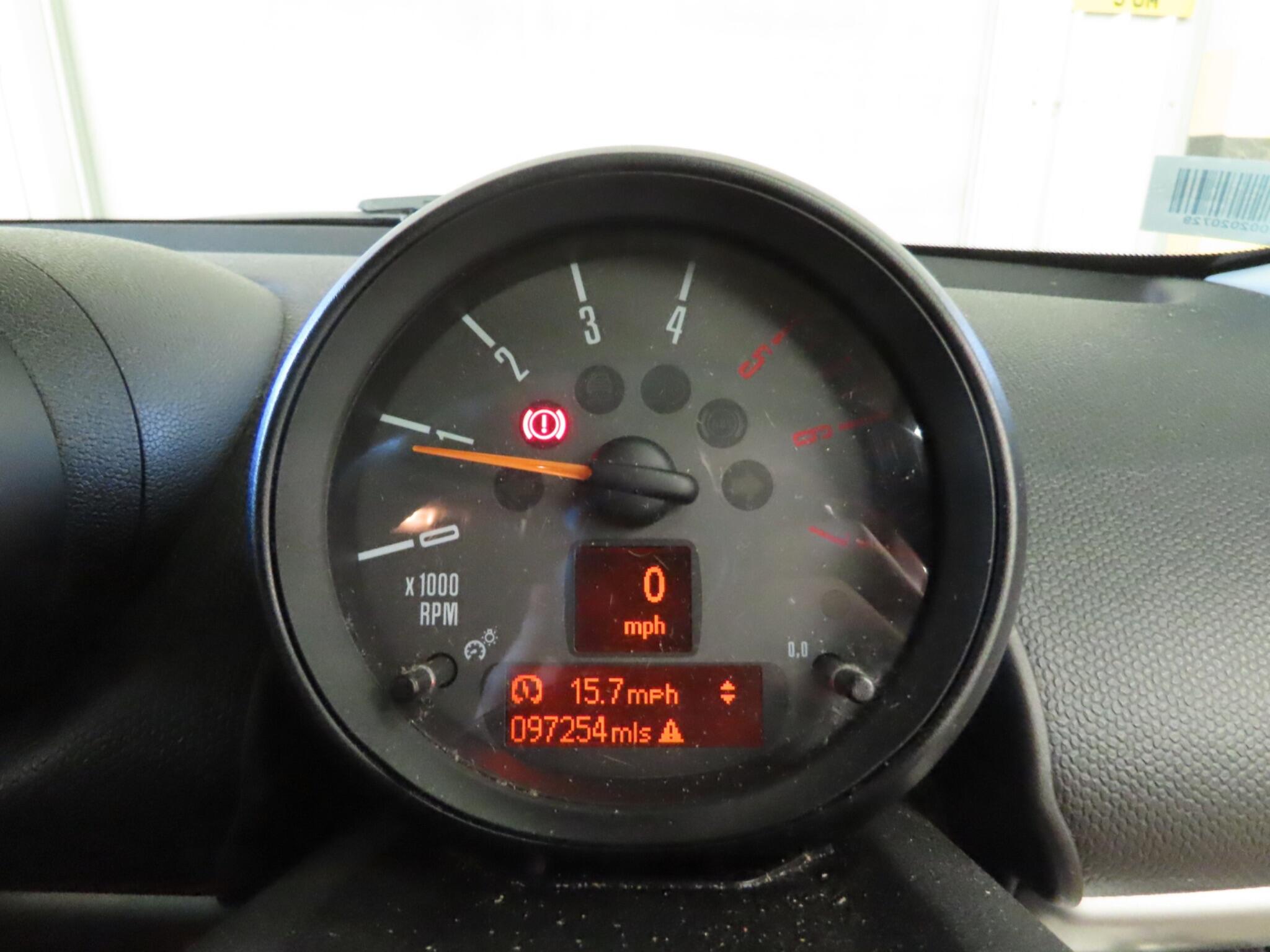 Mini Countryman view 12