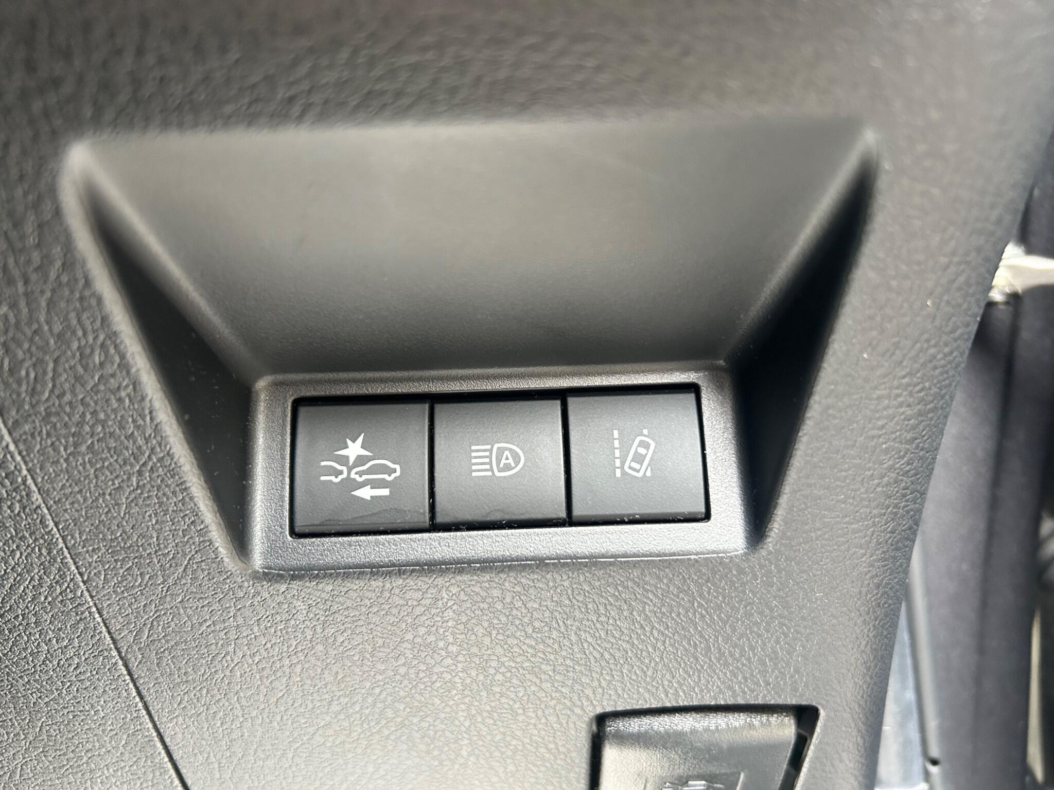 Toyota Yaris view 34
