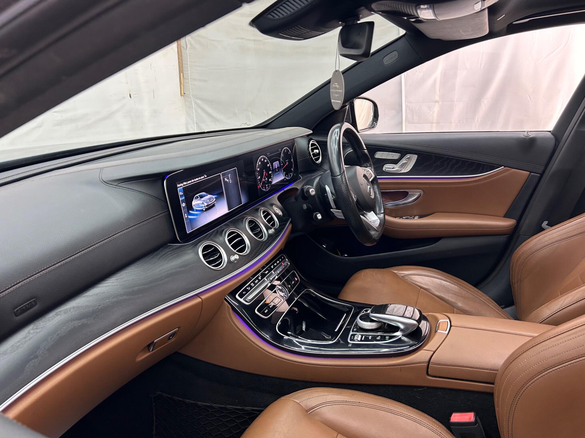 Mercedes-Benz E Class view 14