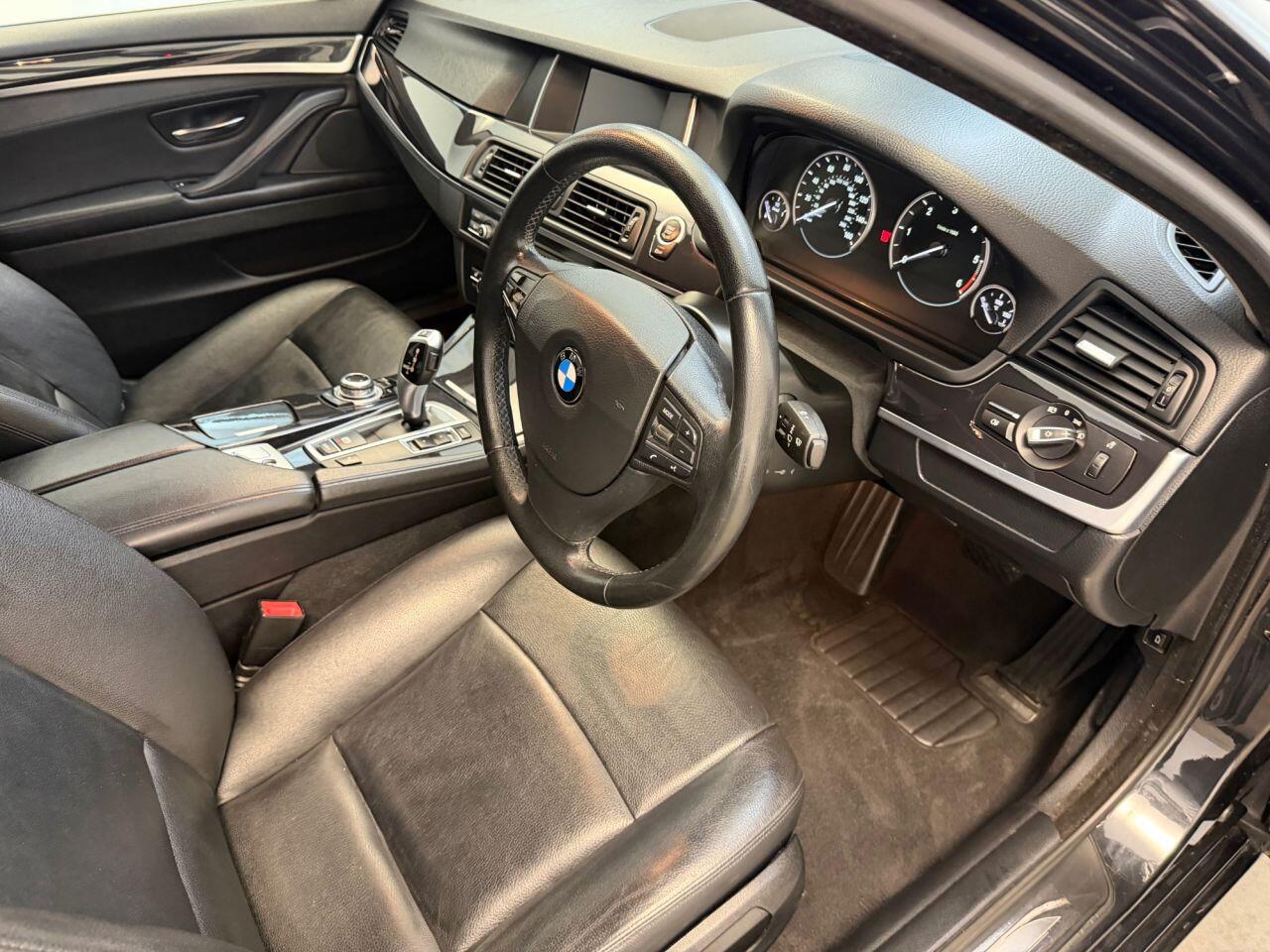 BMW 5 Series view 34