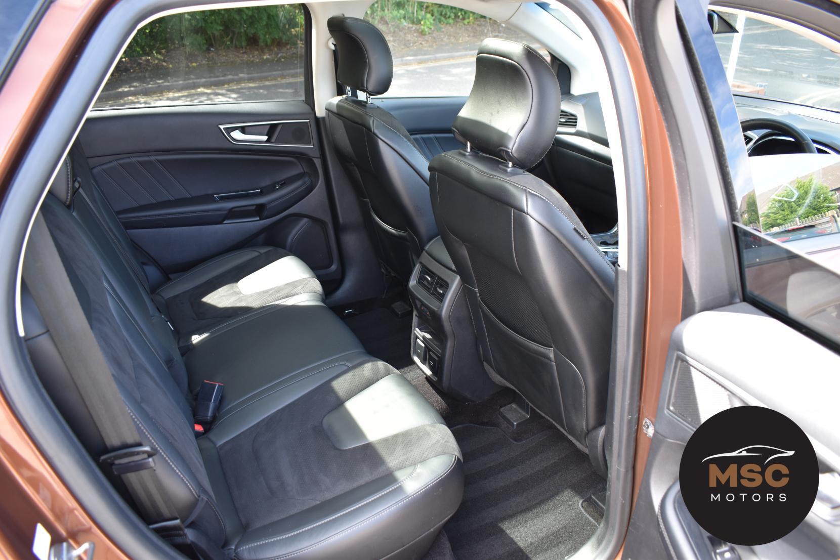 Ford Edge view 37