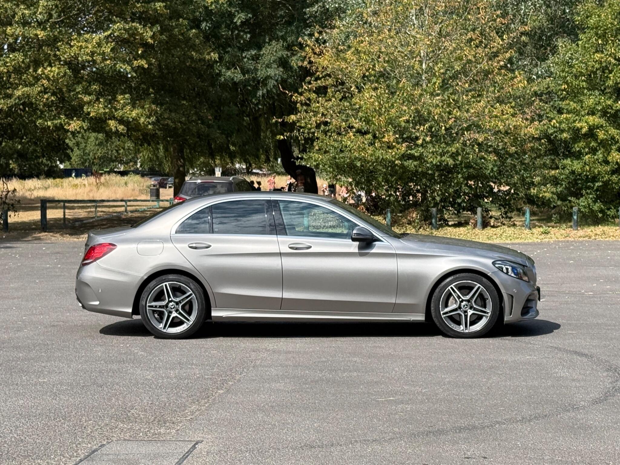 Mercedes-Benz C-Class view 17
