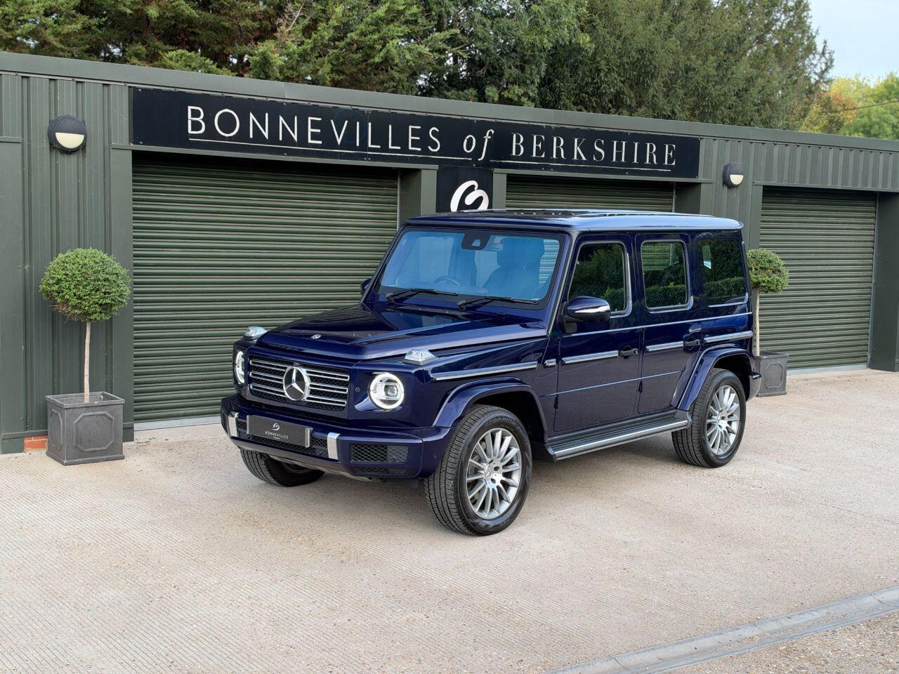 Mercedes-Benz G-Class view 5