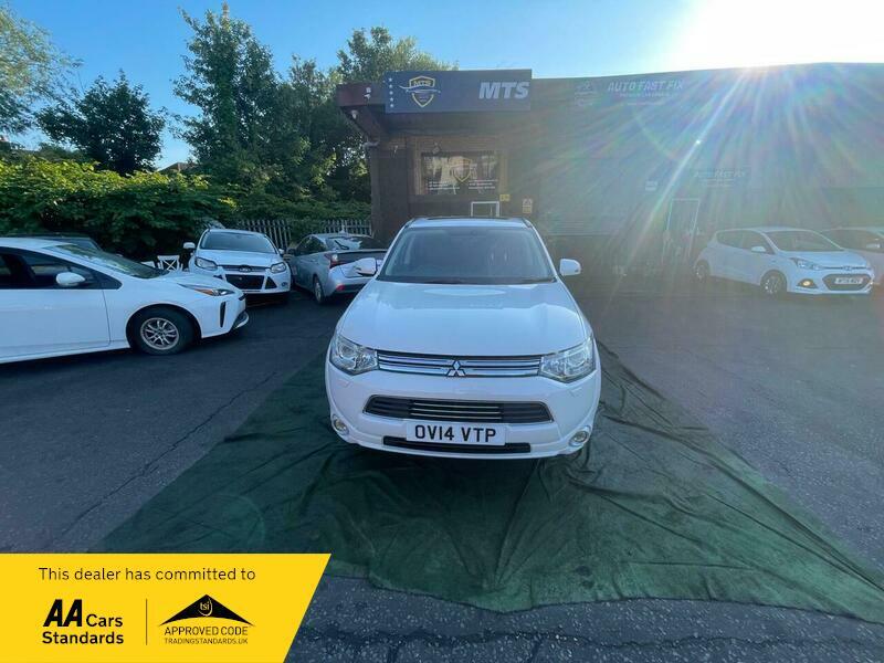2014 Mitsubishi Outlander image 24