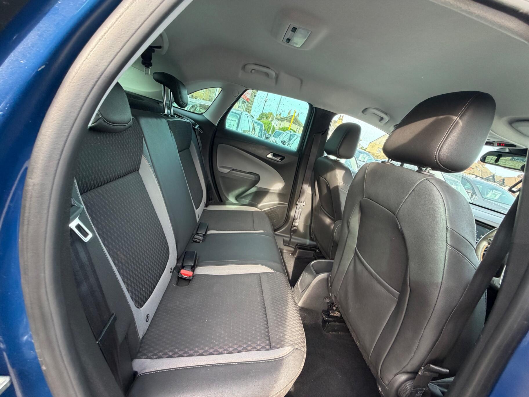 Vauxhall Crossland X view 13