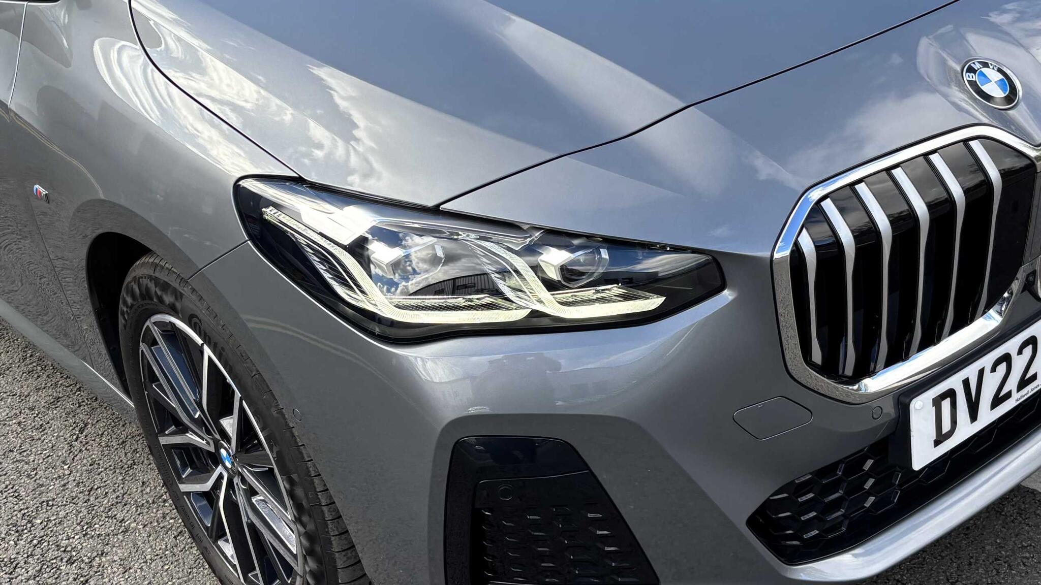 BMW 2 Series view 37