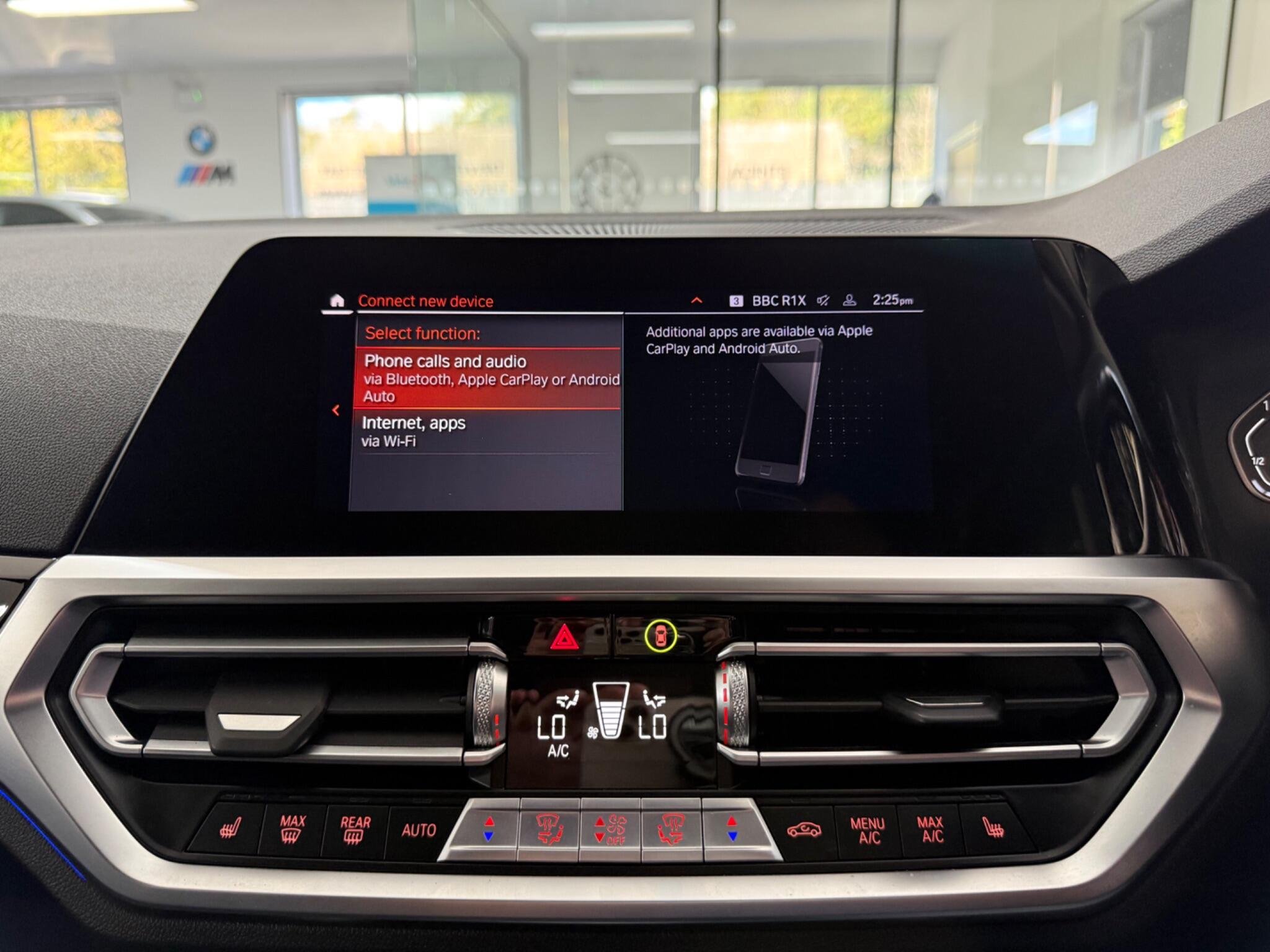 BMW 3 Series view 8