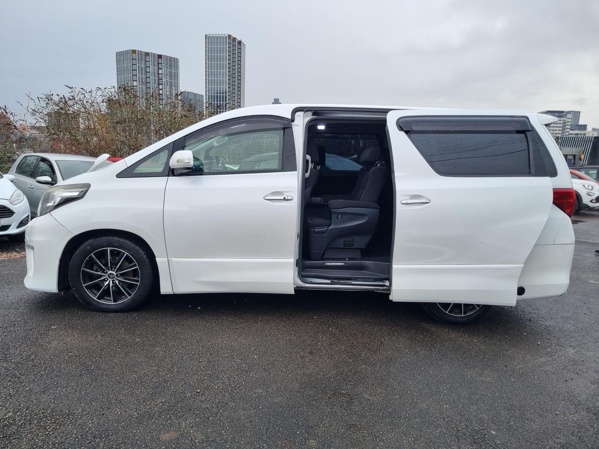 2013 Toyota Alphard PETROL LPG CONVERSION SAT NAV AUTO ULEZ