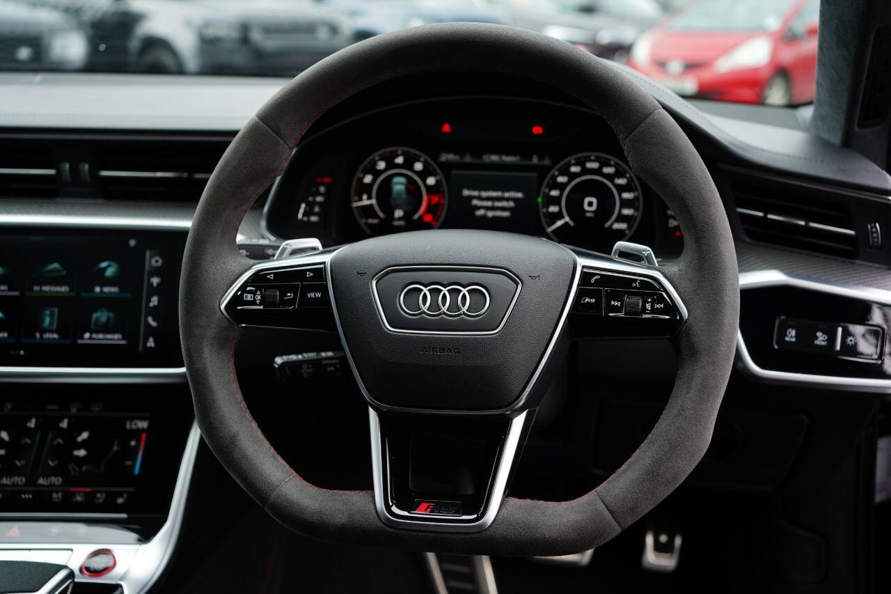Audi RS6 view 27