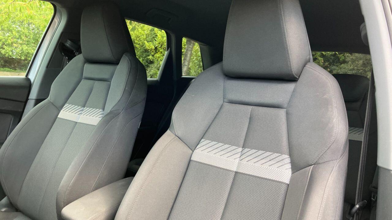 Audi Q4 E-Tron view 25