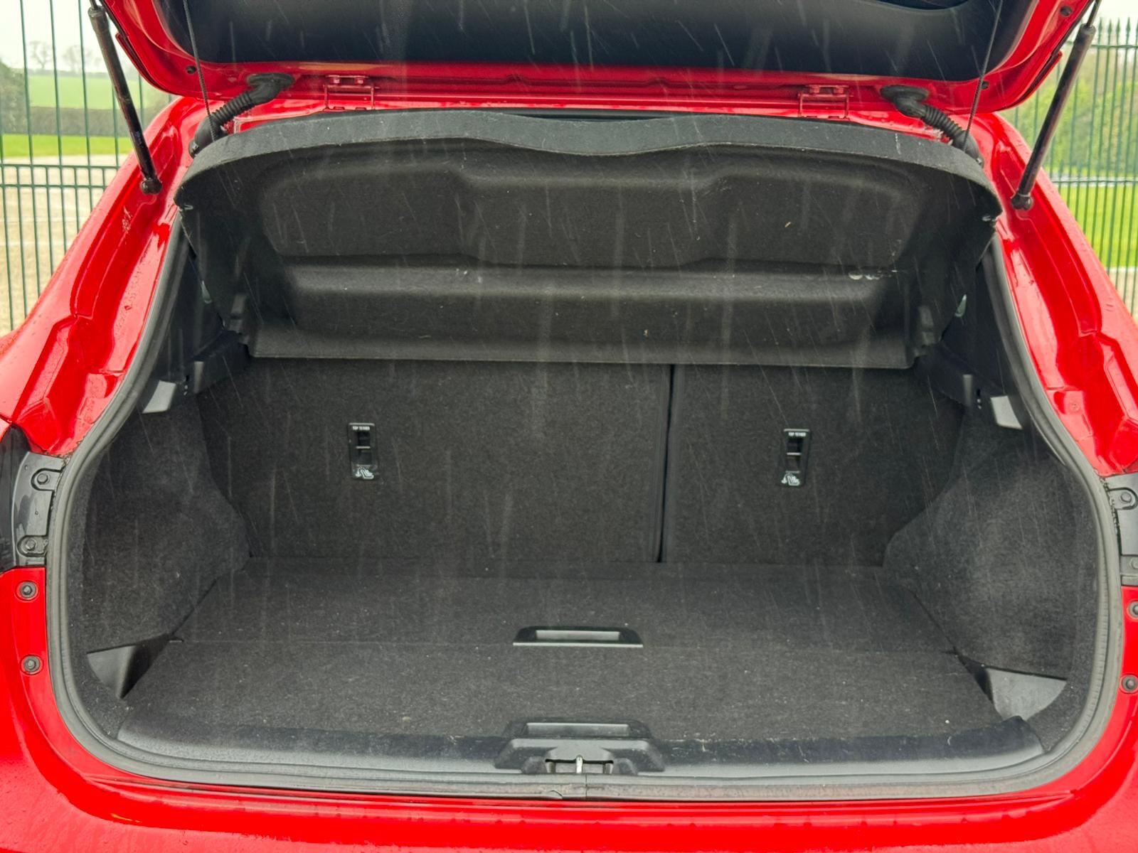 2015 Nissan Qashqai image 30