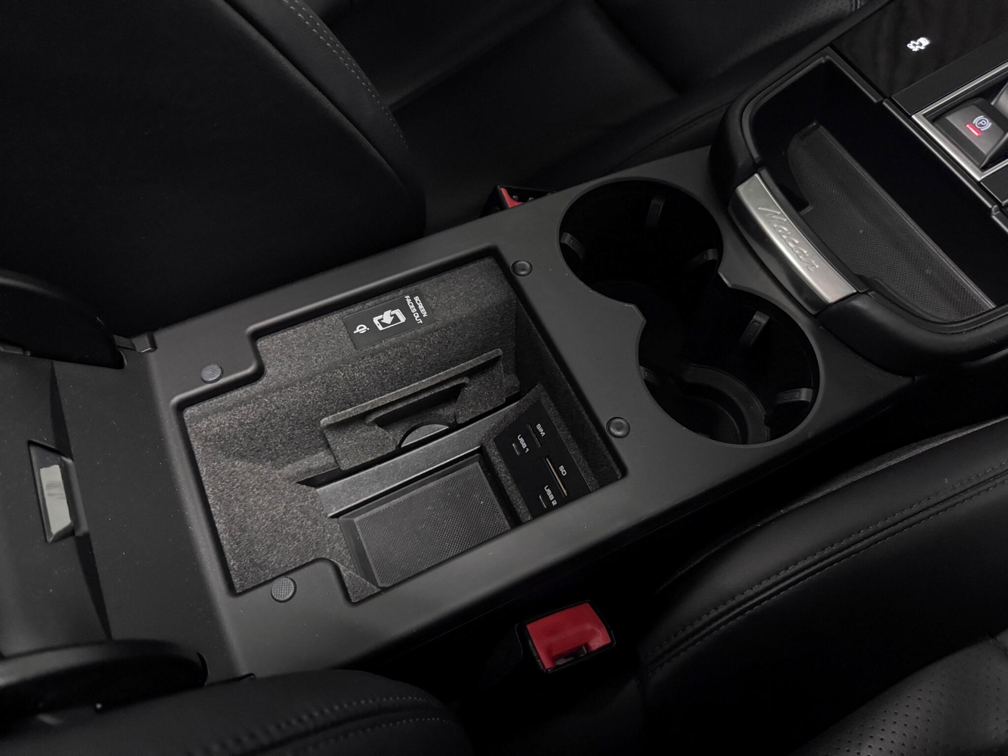 Porsche Macan view 29