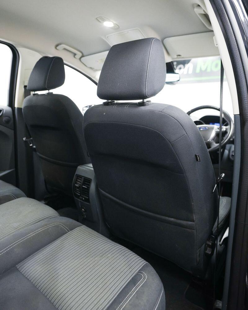 Ford C-Max view 13