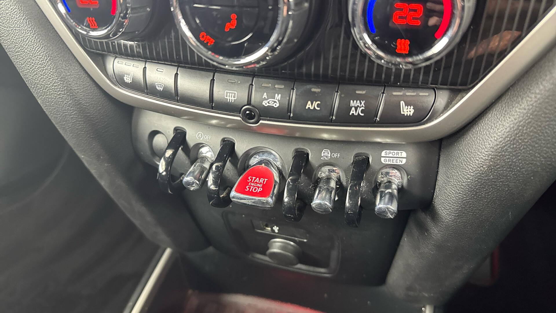 MINI Countryman view 30