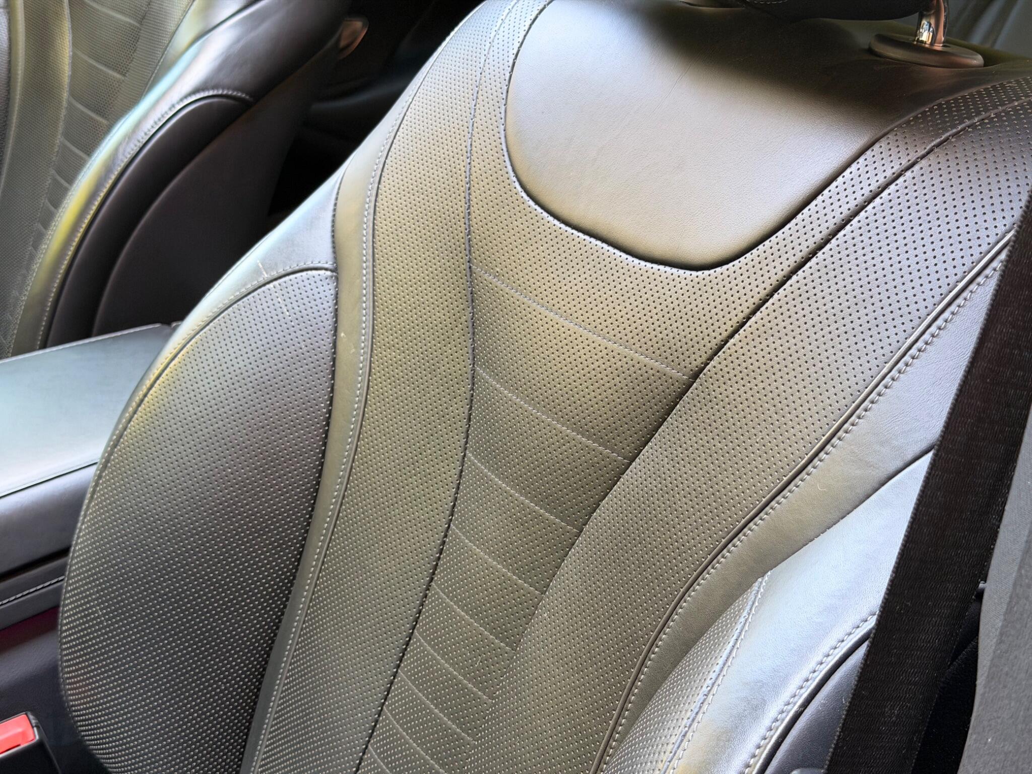 Mercedes-Benz S-Class view 36